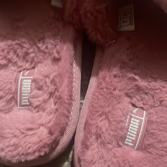 PUMA Fluff Remix Slide Slippers Size 7 - Picture 4 of 4